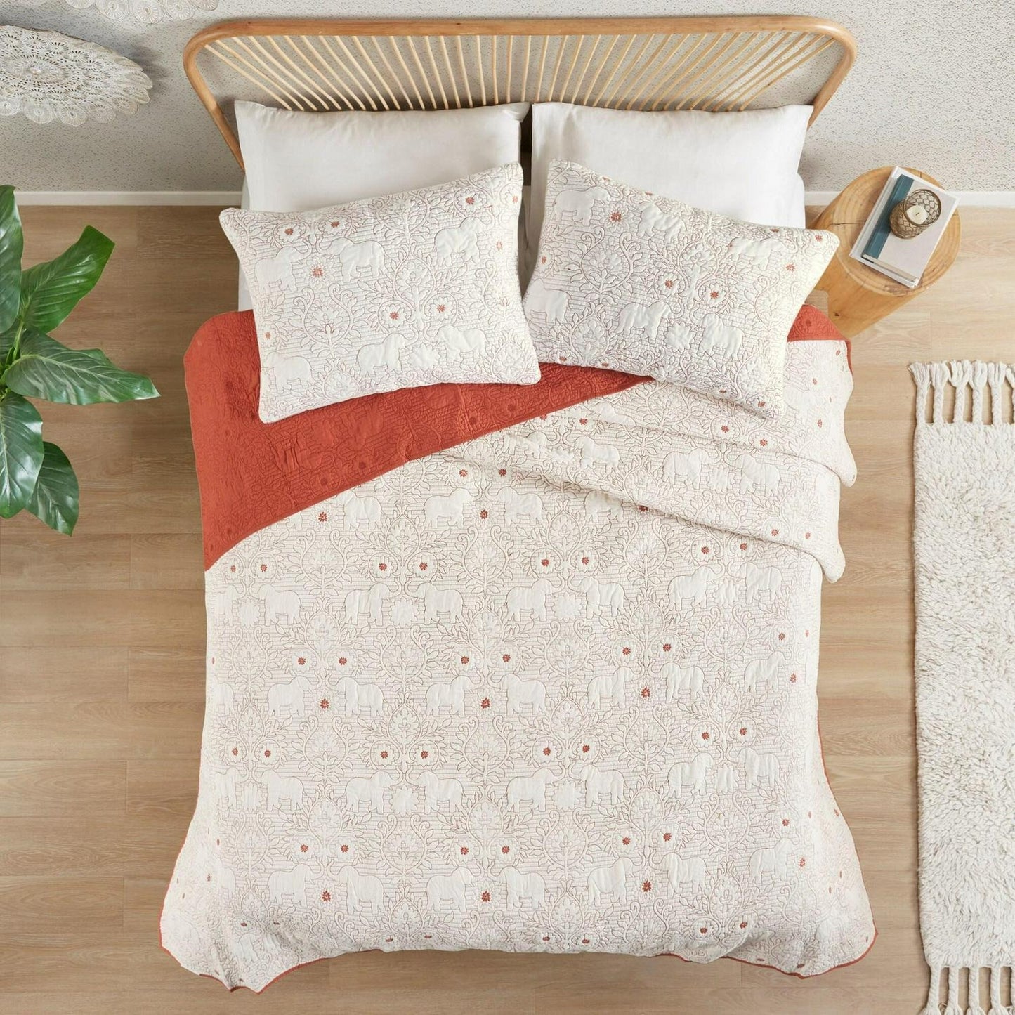 Coral/Off White Reversible Cotton Elephant Floral Coverlet Set - King/Cal King