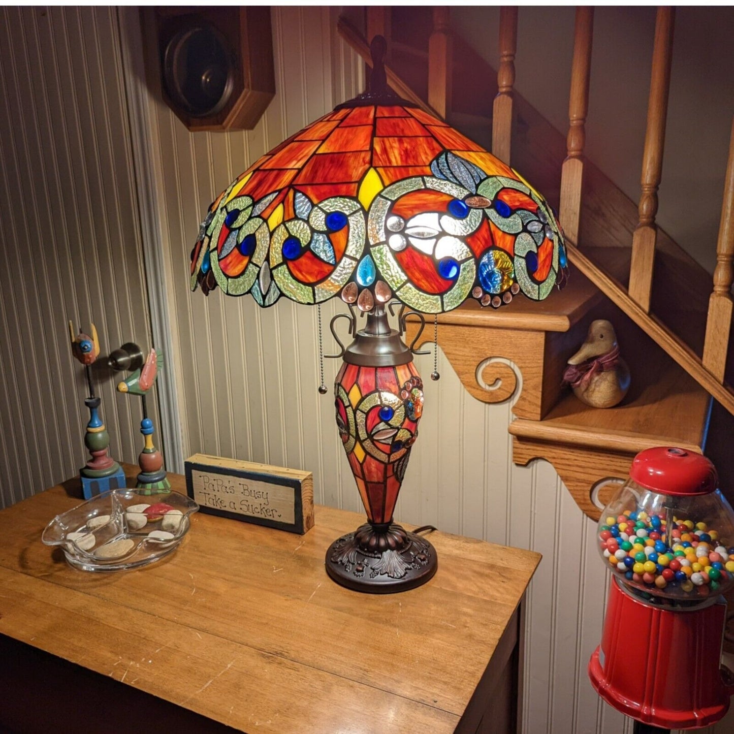 Tiffany Style Red Stained Glass Victorian Design Table Lamp w/ Lighted Base