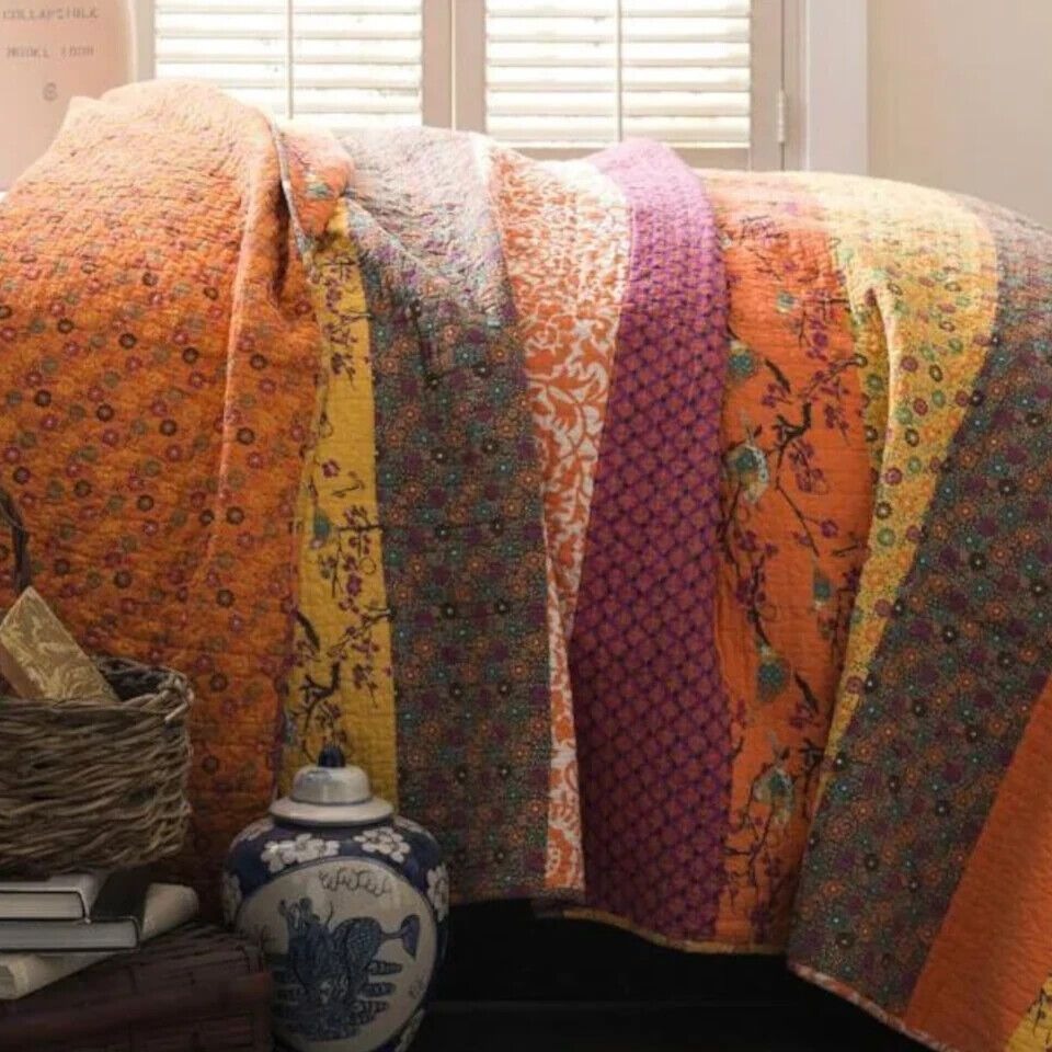 Tangerine & Lavender Floral Cottage 3-pc Comforter Quilt Set - King Sz
