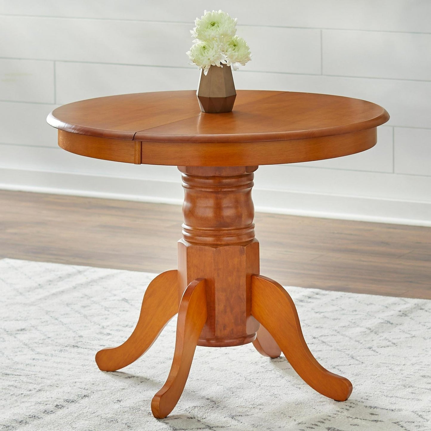 Country Style Pedestal Table: Solid Wood w/ 22in Leaf - Nat Oak Finish