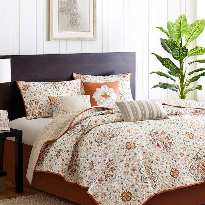 Quilt Comforter Set 6-Pc Coverlet Shams and 3 Decorative Pillows King Size